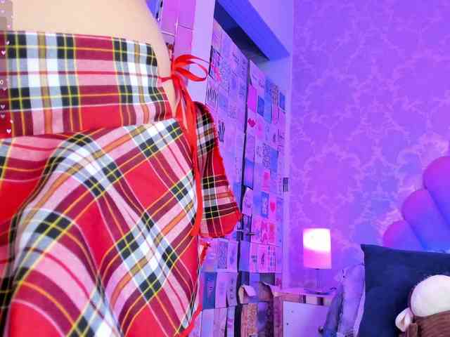 CharlotteWalker webcam