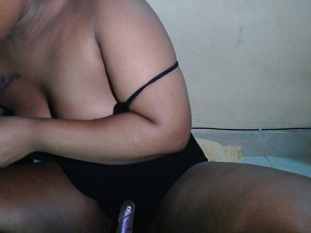 Dammie- live cam on BongaCams