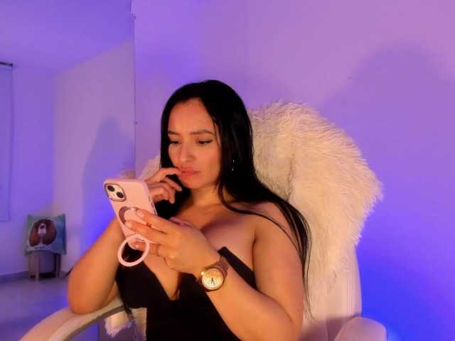 VivienneNoir live cam on BongaCams