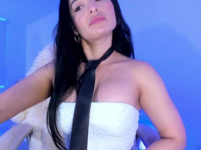 VivienneNoir live cam preview