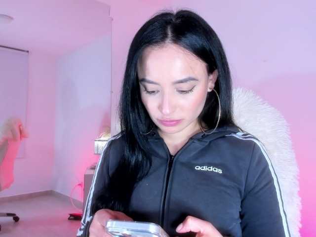 VivienneNoir live cam on BongaCams