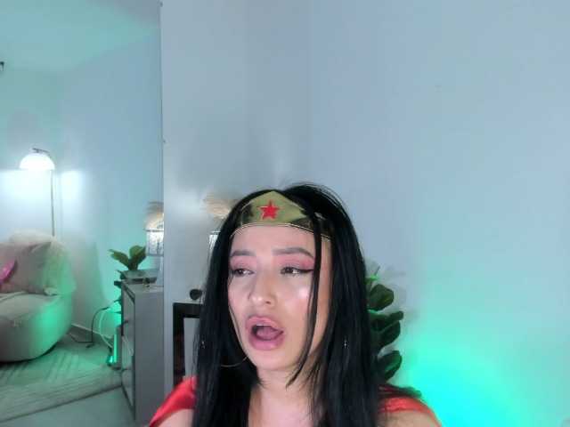 VivienneNoir, en vivo ahora en BongaCams