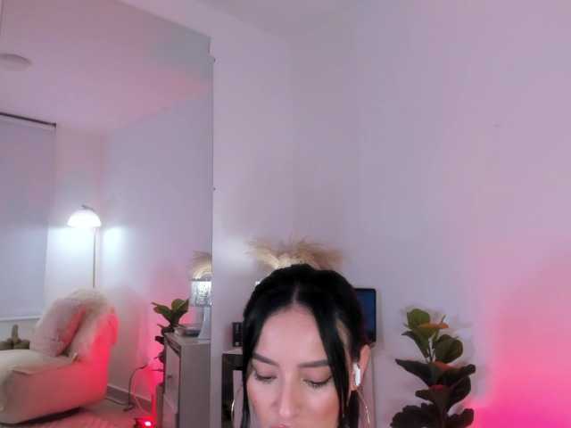 VivienneNoir live cam on BongaCams