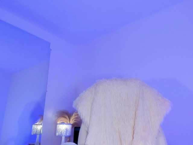 VivienneNoir live cam on BongaCams