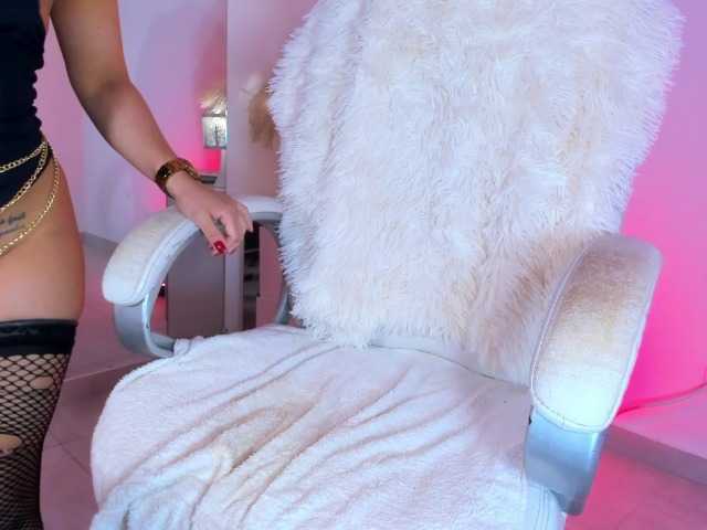 VivienneNoir live cam