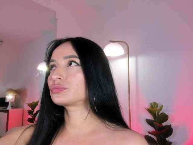 VivienneNoir webcam