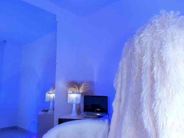 VivienneNoir webcam