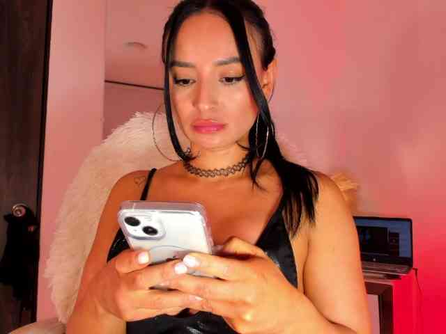 VivienneNoir webcam
