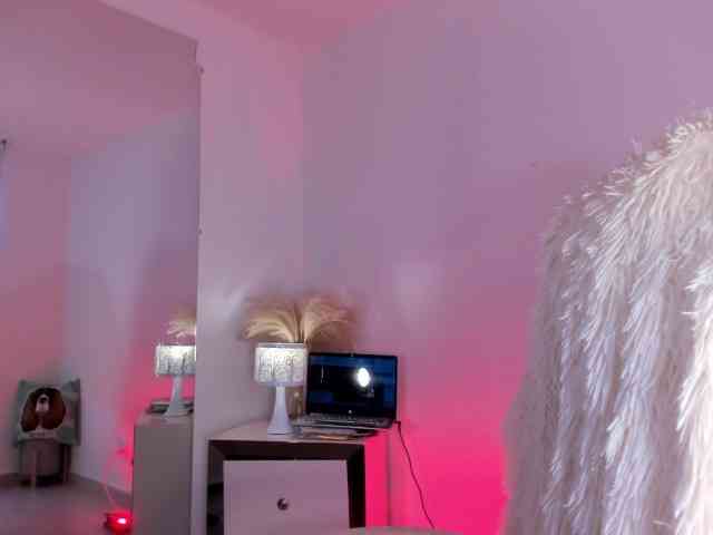 VivienneNoir webcam