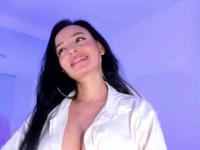 VivienneNoir webcam