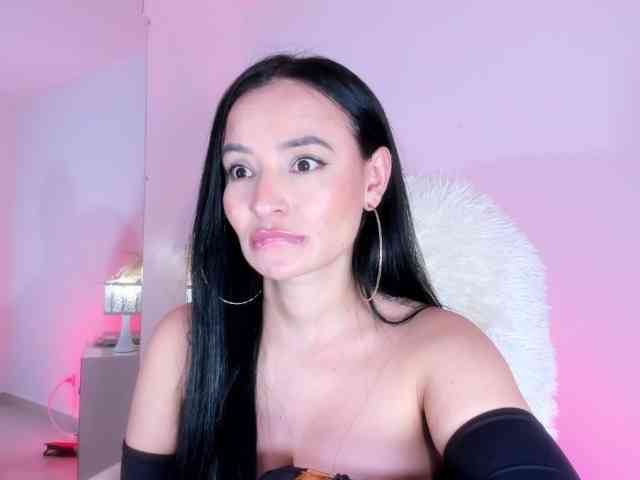 VivienneNoir webcam