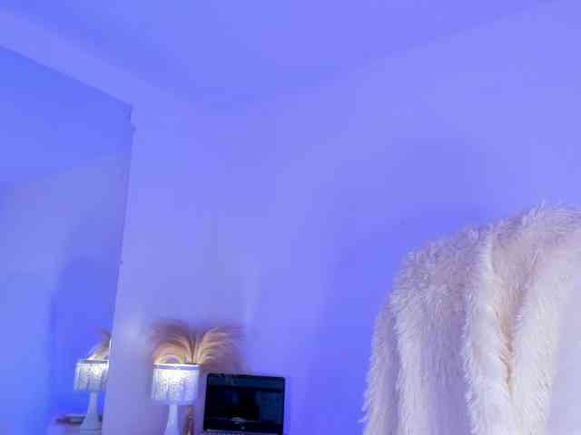VivienneNoir webcam