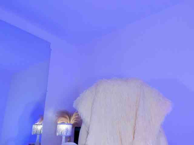 VivienneNoir webcam