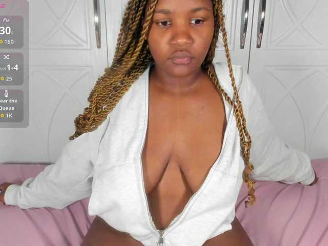 anukabamby live cam on BongaCams
