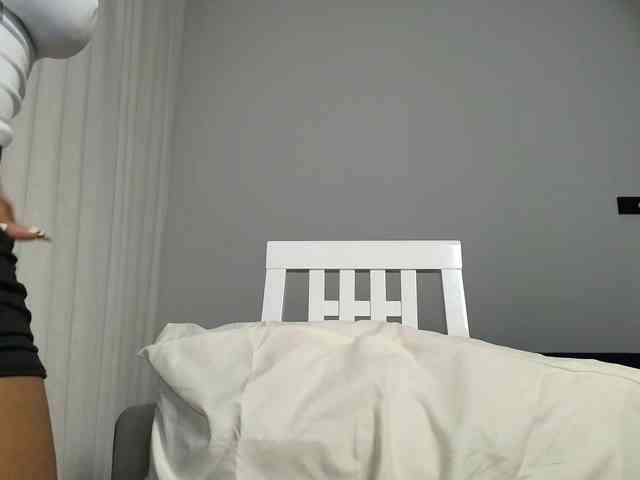 anukabamby webcam