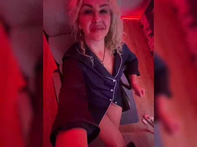Sony-7 live cam on BongaCams