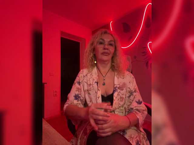 Sony-7 live cam on BongaCams