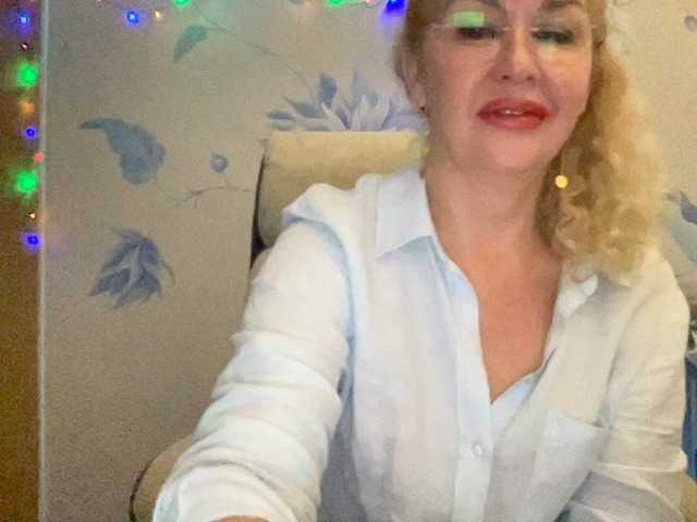 Sony-7 live cam on BongaCams