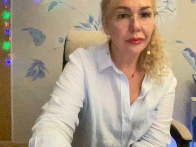 Sony-7 live cam on BongaCams