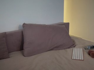 MoonieBlue Porn Show