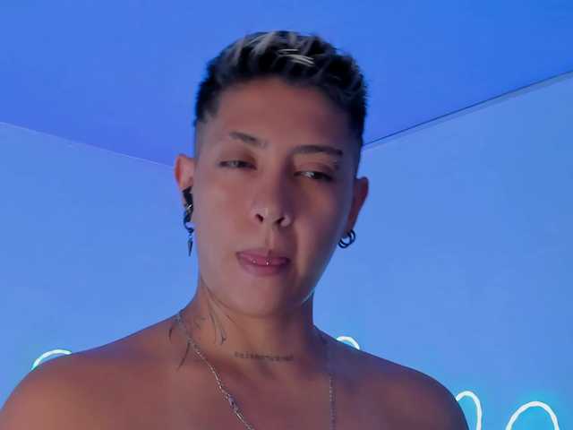 Aleja1214 live webcam show
