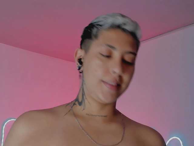 Aleja1214 live cam preview