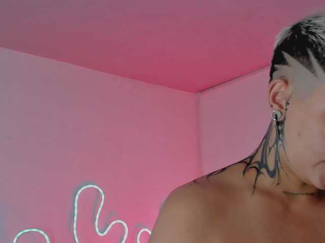 Aleja1214 live cam preview