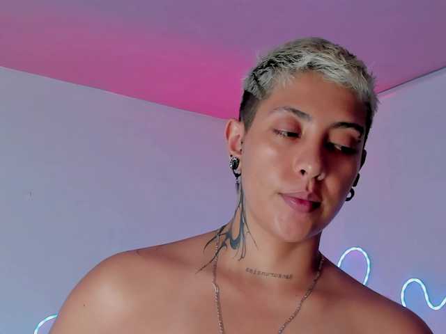Aleja1214 live cam