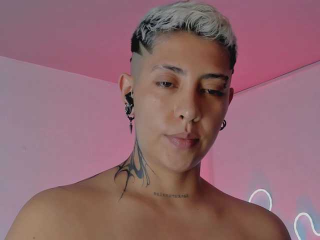 Aleja1214 live cam preview