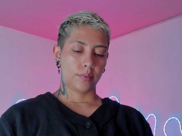Aleja1214 live cam
