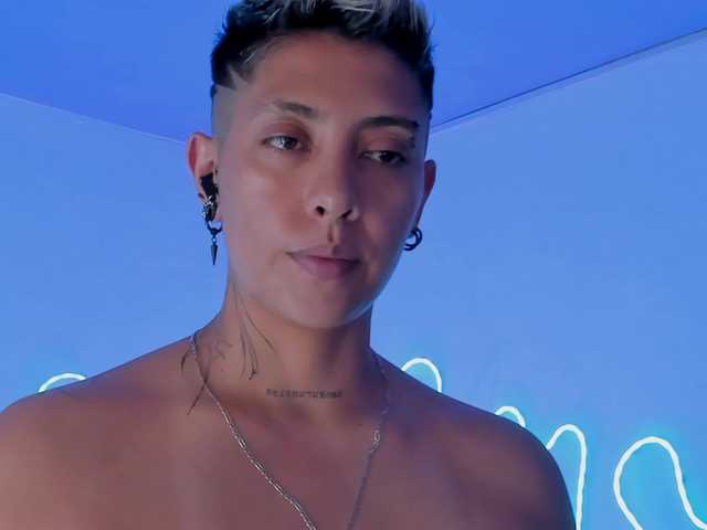 Aleja1214 live webcam show