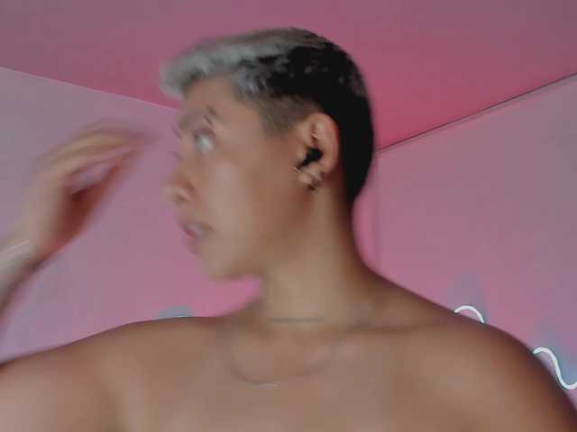 Aleja1214 live cam preview