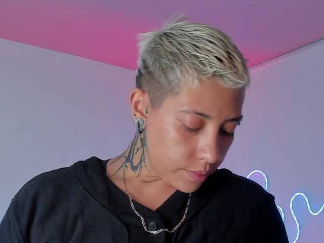 Aleja1214 live cam