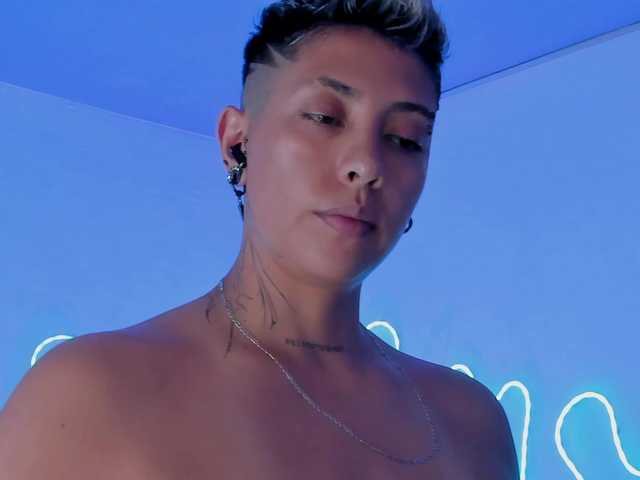 Aleja1214 live webcam show