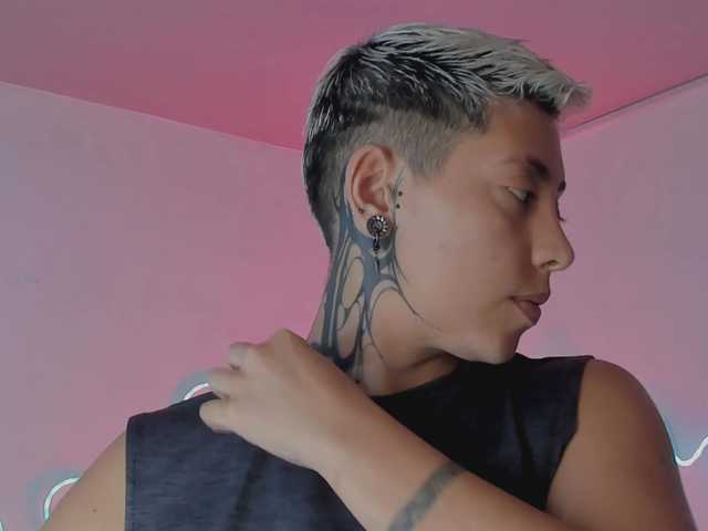 Aleja1214 live cam preview