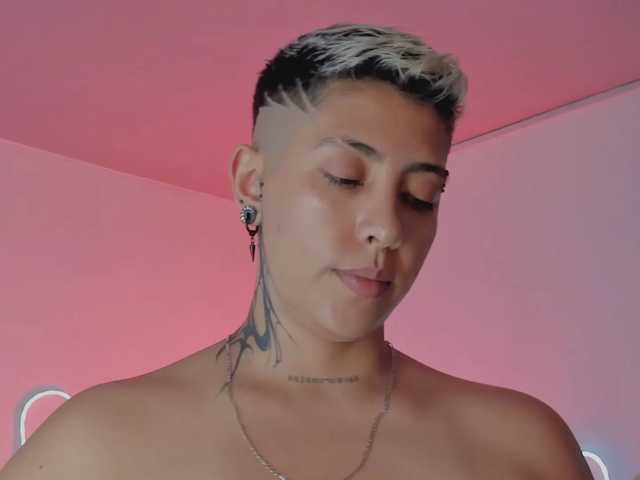 Aleja1214 live cam preview