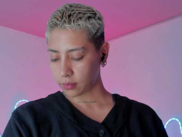 Aleja1214 live cam