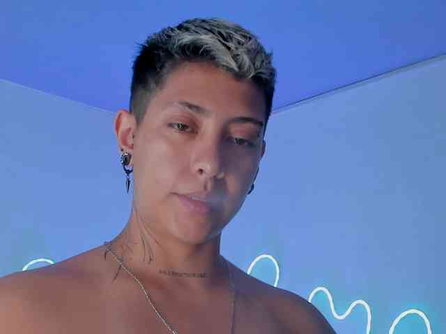 aleja1214's live room