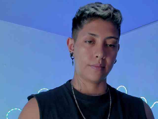Aleja1214 Aleja1214