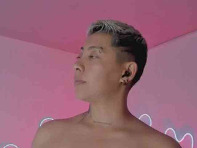 Aleja1214 webcam