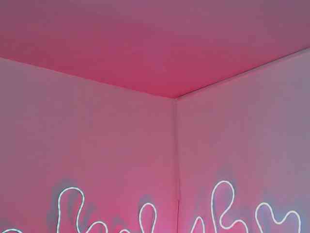 Aleja1214 webcam