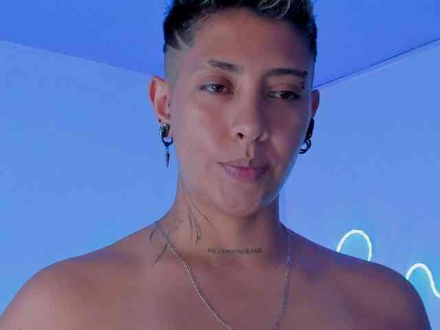 Aleja1214 Aleja1214