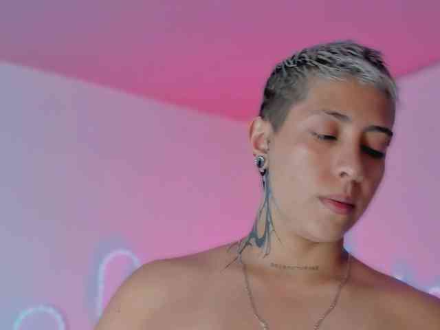 Model: aleja1214