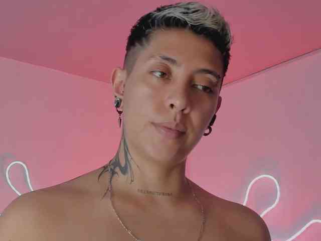 Model: aleja1214