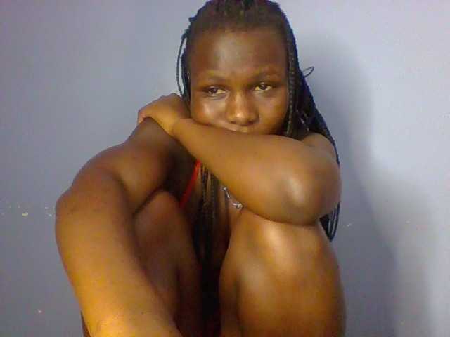 Cutevibe live cam on BongaCams