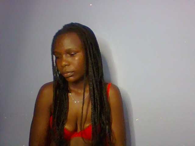 Cutevibe live cam on BongaCams