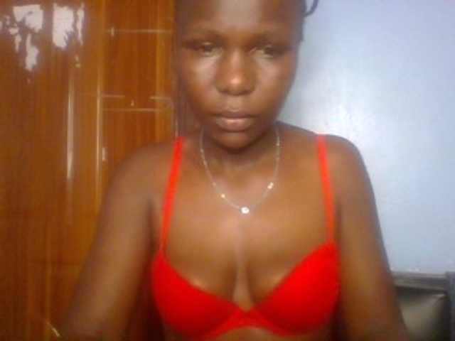 Cutevibe live cam on BongaCams
