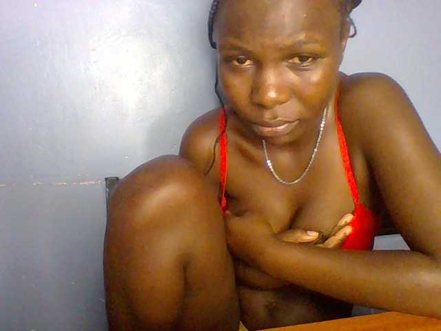 Cutevibe live cam on BongaCams