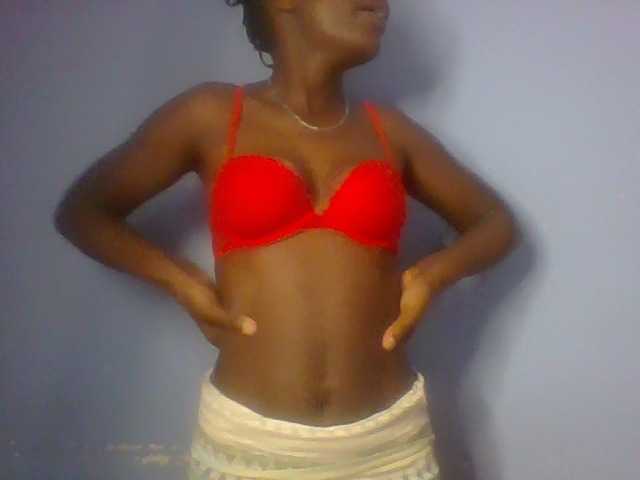 Cutevibe live cam on BongaCams