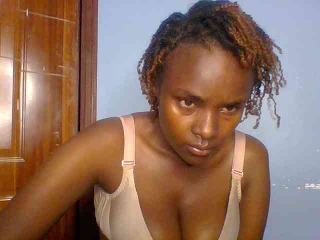 Cutevibe Live Webcam on BongaCams